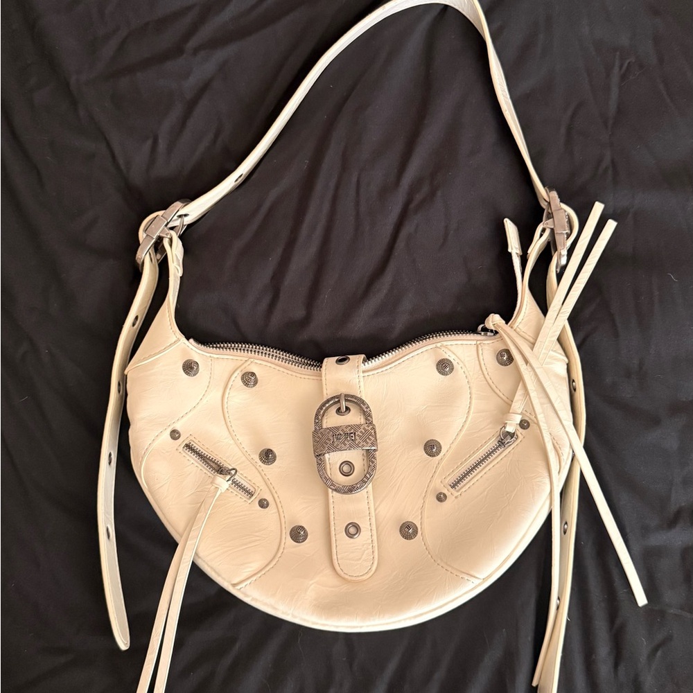 JW PEI Tessa Shoulder Bag - Picture 4 of 8